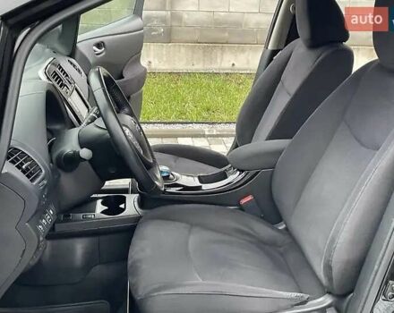 Черный Ниссан Лиф, объемом двигателя 0 л и пробегом 128 тыс. км за 7200 $, фото 40 на Automoto.ua