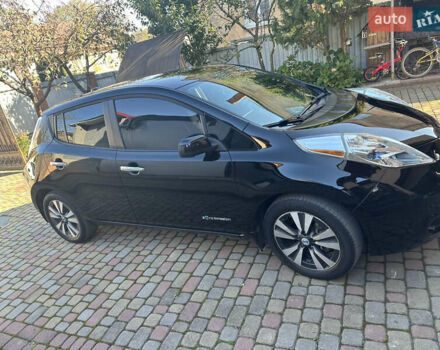 Черный Ниссан Лиф, объемом двигателя 0 л и пробегом 192 тыс. км за 10500 $, фото 1 на Automoto.ua