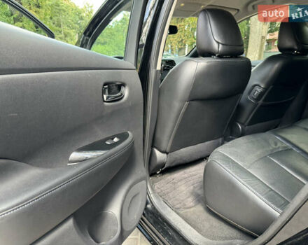 Черный Ниссан Лиф, объемом двигателя 0 л и пробегом 122 тыс. км за 6900 $, фото 12 на Automoto.ua