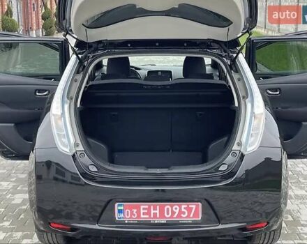 Черный Ниссан Лиф, объемом двигателя 0 л и пробегом 128 тыс. км за 7200 $, фото 17 на Automoto.ua