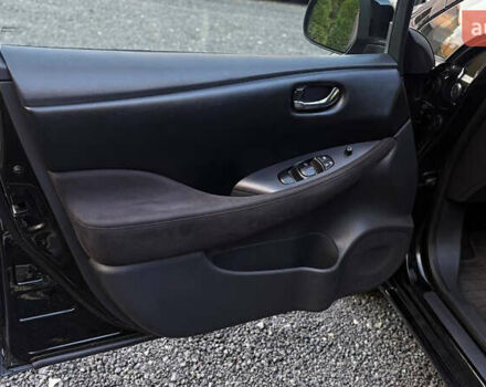 Чорний Ніссан Ліф, об'ємом двигуна 0 л та пробігом 179 тис. км за 5500 $, фото 14 на Automoto.ua