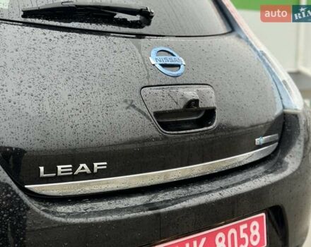 Черный Ниссан Лиф, объемом двигателя 0 л и пробегом 134 тыс. км за 6800 $, фото 32 на Automoto.ua