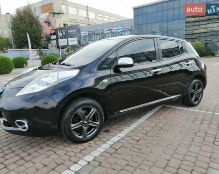 Черный Ниссан Лиф, объемом двигателя 0 л и пробегом 146 тыс. км за 7900 $, фото 32 на Automoto.ua