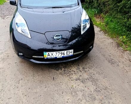 Черный Ниссан Лиф, объемом двигателя 0 л и пробегом 165 тыс. км за 6700 $, фото 1 на Automoto.ua