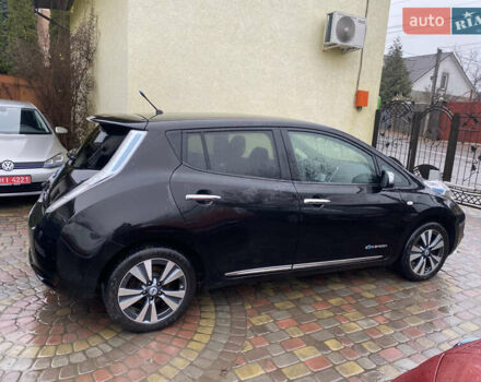 Черный Ниссан Лиф, объемом двигателя 0 л и пробегом 132 тыс. км за 5900 $, фото 5 на Automoto.ua