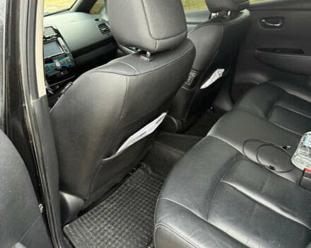 Черный Ниссан Лиф, объемом двигателя 0 л и пробегом 127 тыс. км за 7100 $, фото 13 на Automoto.ua