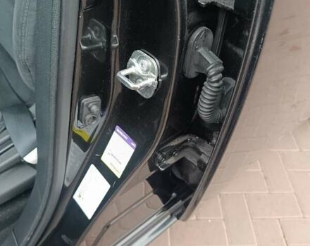 Черный Ниссан Лиф, объемом двигателя 0 л и пробегом 100 тыс. км за 6350 $, фото 15 на Automoto.ua