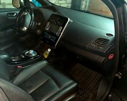 Черный Ниссан Лиф, объемом двигателя 0 л и пробегом 125 тыс. км за 7300 $, фото 6 на Automoto.ua