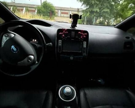 Черный Ниссан Лиф, объемом двигателя 0 л и пробегом 141 тыс. км за 6400 $, фото 17 на Automoto.ua