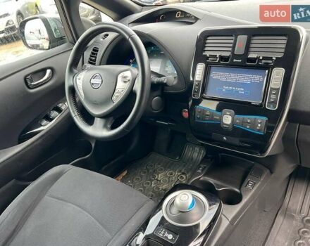 Ниссан Лиф 2013 в Львове на Automoto.ua Черный Ниссан Лиф, объемом двигателя 0 л и пробегом 117 тыс. км за 6980 $, фото 46 на Automoto.ua
