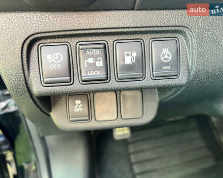 Чорний Ніссан Ліф, об'ємом двигуна 0 л та пробігом 161 тис. км за 6900 $, фото 9 на Automoto.ua