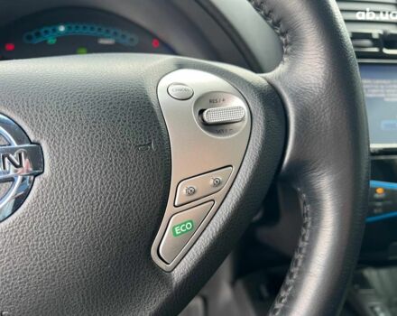 Ниссан Лиф 2013 в Львове на Automoto.ua Черный Ниссан Лиф, объемом двигателя 0 л и пробегом 117 тыс. км за 6980 $, фото 22 на Automoto.ua