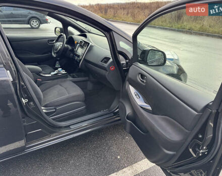 Черный Ниссан Лиф, объемом двигателя 0 л и пробегом 116 тыс. км за 6900 $, фото 20 на Automoto.ua