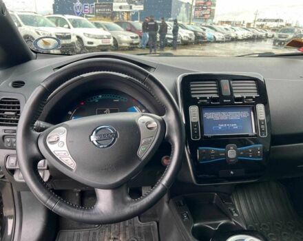 Ниссан Лиф 2013 в Львове на Automoto.ua Черный Ниссан Лиф, объемом двигателя 0 л и пробегом 117 тыс. км за 6990 $, фото 16 на Automoto.ua