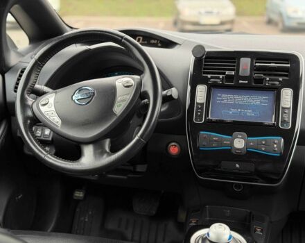 Чорний Ніссан Ліф, об'ємом двигуна 2 л та пробігом 118 тис. км за 7500 $, фото 17 на Automoto.ua