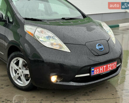 Чорний Ніссан Ліф, об'ємом двигуна 0 л та пробігом 104 тис. км за 7000 $, фото 4 на Automoto.ua