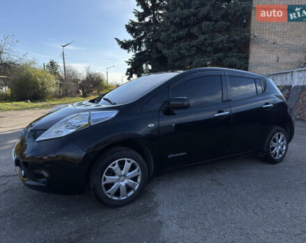 Черный Ниссан Лиф, объемом двигателя 0 л и пробегом 127 тыс. км за 3850 $, фото 1 на Automoto.ua