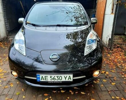 Черный Ниссан Лиф, объемом двигателя 0 л и пробегом 125 тыс. км за 7300 $, фото 7 на Automoto.ua