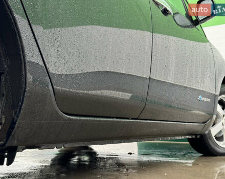 Чорний Ніссан Ліф, об'ємом двигуна 0 л та пробігом 104 тис. км за 7000 $, фото 17 на Automoto.ua