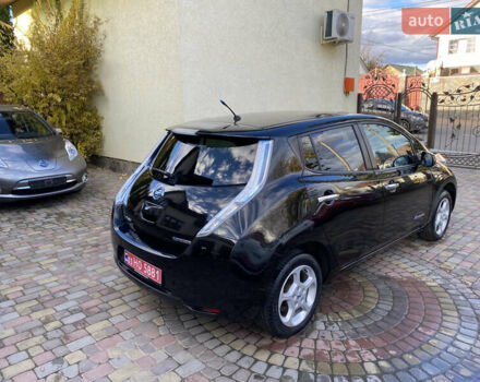 Ниссан Лиф 2013 в Черновцах на Automoto.ua Черный Ниссан Лиф, объемом двигателя 0 л и пробегом 67 тыс. км за 6590 $, фото 6 на Automoto.ua