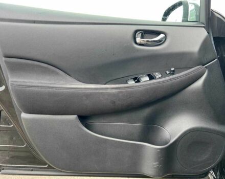 Ниссан Лиф 2013 в Львове на Automoto.ua Черный Ниссан Лиф, объемом двигателя 0 л и пробегом 117 тыс. км за 6990 $, фото 9 на Automoto.ua