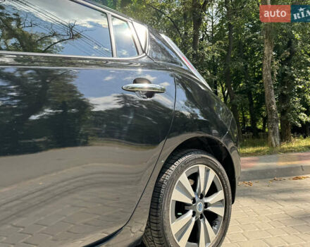 Черный Ниссан Лиф, объемом двигателя 0 л и пробегом 122 тыс. км за 6900 $, фото 5 на Automoto.ua