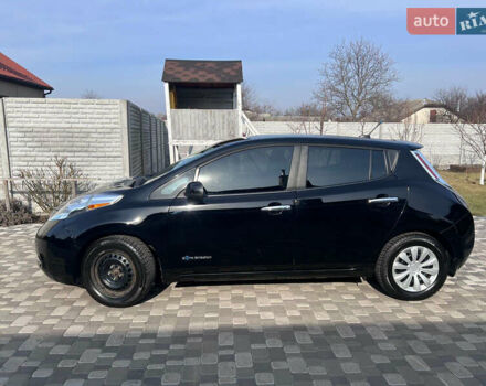 Чорний Ніссан Ліф, об'ємом двигуна 0 л та пробігом 161 тис. км за 6900 $, фото 4 на Automoto.ua