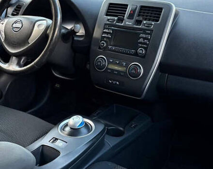 Чорний Ніссан Ліф, об'ємом двигуна 0 л та пробігом 179 тис. км за 5500 $, фото 23 на Automoto.ua