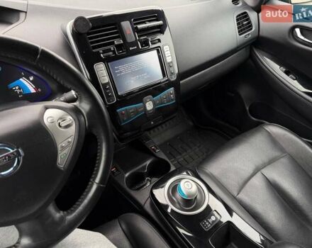 Чорний Ніссан Ліф, об'ємом двигуна 0 л та пробігом 118 тис. км за 7500 $, фото 47 на Automoto.ua