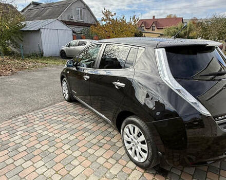 Черный Ниссан Лиф, объемом двигателя 0 л и пробегом 142 тыс. км за 6250 $, фото 9 на Automoto.ua