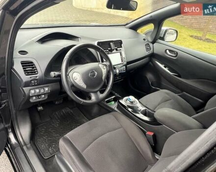 Черный Ниссан Лиф, объемом двигателя 0 л и пробегом 37 тыс. км за 6750 $, фото 28 на Automoto.ua