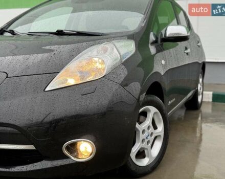 Черный Ниссан Лиф, объемом двигателя 0 л и пробегом 134 тыс. км за 6800 $, фото 14 на Automoto.ua