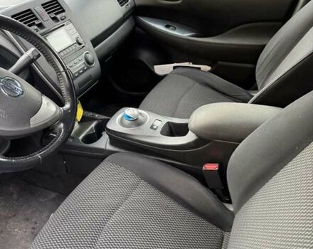 Чорний Ніссан Ліф, об'ємом двигуна 0 л та пробігом 107 тис. км за 5050 $, фото 9 на Automoto.ua