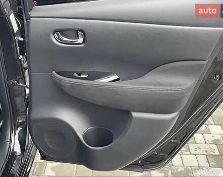 Черный Ниссан Лиф, объемом двигателя 0 л и пробегом 128 тыс. км за 7200 $, фото 55 на Automoto.ua