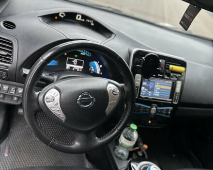 Чорний Ніссан Ліф, об'ємом двигуна 0 л та пробігом 150 тис. км за 7400 $, фото 6 на Automoto.ua