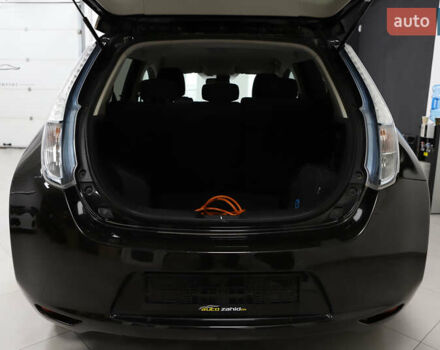 Чорний Ніссан Ліф, об'ємом двигуна 0 л та пробігом 55 тис. км за 6900 $, фото 28 на Automoto.ua