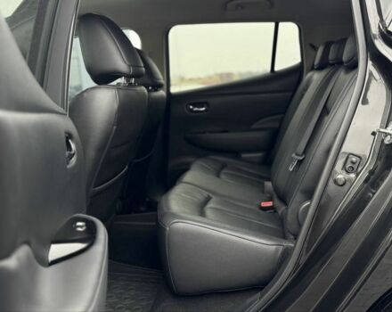 Черный Ниссан Лиф, объемом двигателя 0 л и пробегом 125 тыс. км за 6500 $, фото 10 на Automoto.ua