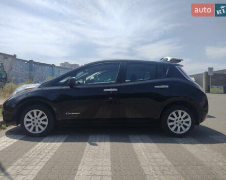 Чорний Ніссан Ліф, об'ємом двигуна 0 л та пробігом 110 тис. км за 6999 $, фото 2 на Automoto.ua