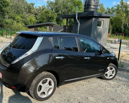Чорний Ніссан Ліф, об'ємом двигуна 0 л та пробігом 105 тис. км за 7999 $, фото 3 на Automoto.ua