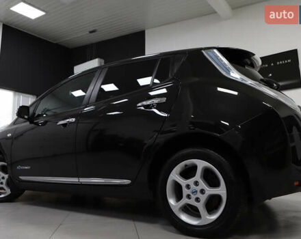 Чорний Ніссан Ліф, об'ємом двигуна 0 л та пробігом 55 тис. км за 6900 $, фото 19 на Automoto.ua