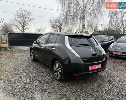 Черный Ниссан Лиф, объемом двигателя 0 л и пробегом 120 тыс. км за 6300 $, фото 7 на Automoto.ua