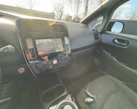 Чорний Ніссан Ліф, об'ємом двигуна 0 л та пробігом 120 тис. км за 6500 $, фото 21 на Automoto.ua