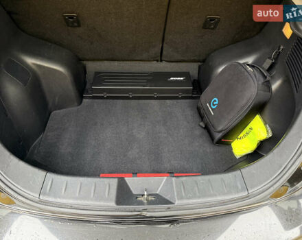 Черный Ниссан Лиф, объемом двигателя 0 л и пробегом 218 тыс. км за 6850 $, фото 20 на Automoto.ua