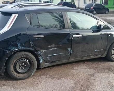 Черный Ниссан Лиф, объемом двигателя 0 л и пробегом 180 тыс. км за 4500 $, фото 7 на Automoto.ua