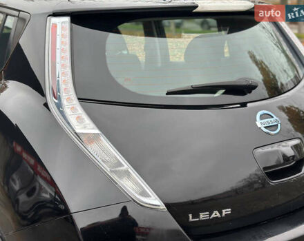 Черный Ниссан Лиф, объемом двигателя 0 л и пробегом 164 тыс. км за 7200 $, фото 39 на Automoto.ua