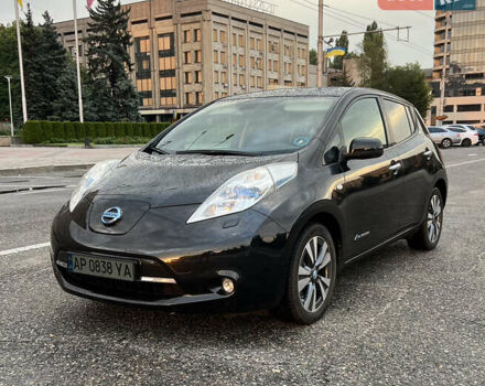 Черный Ниссан Лиф, объемом двигателя 0 л и пробегом 104 тыс. км за 8500 $, фото 5 на Automoto.ua