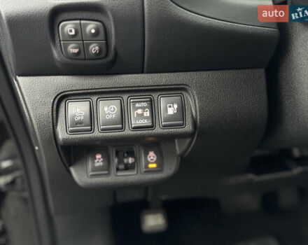 Черный Ниссан Лиф, объемом двигателя 0 л и пробегом 100 тыс. км за 5999 $, фото 8 на Automoto.ua