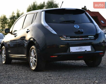 Чорний Ніссан Ліф, об'ємом двигуна 0 л та пробігом 126 тис. км за 6500 $, фото 10 на Automoto.ua