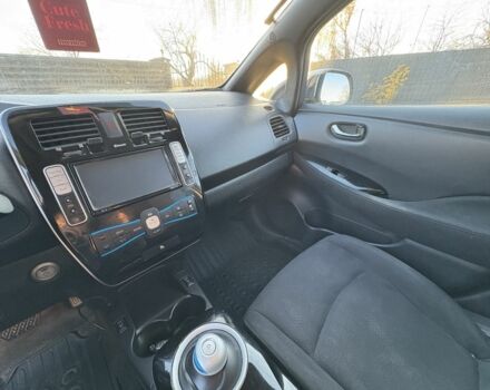 Чорний Ніссан Ліф, об'ємом двигуна 0 л та пробігом 102 тис. км за 5900 $, фото 21 на Automoto.ua