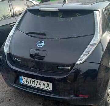 Черный Ниссан Лиф, объемом двигателя 0 л и пробегом 180 тыс. км за 4500 $, фото 3 на Automoto.ua